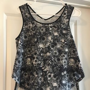 Lululemon tank top